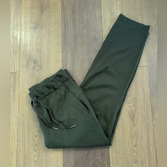 Lulu On the Fly Pants - Picture 1 of 5